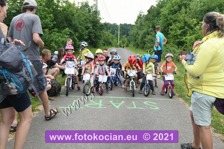 Náhled obrázku: 2021-1957-Zernov-15,6,16,56,28.JPG