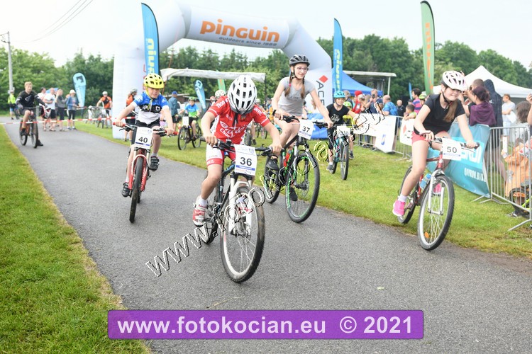 Náhled obrázku: 2021-2221-Zernov-36,50,40,37.JPG