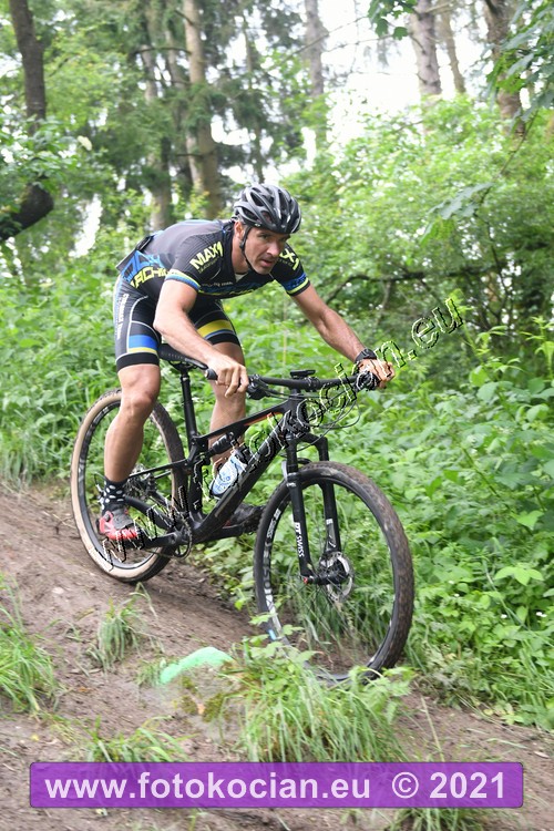 Náhled obrázku: 2021-1024-Zernov-0.JPG