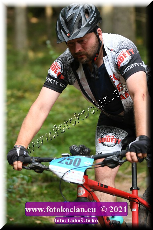 Náhled obrázku: 2021-5677-Sudety-250.JPG