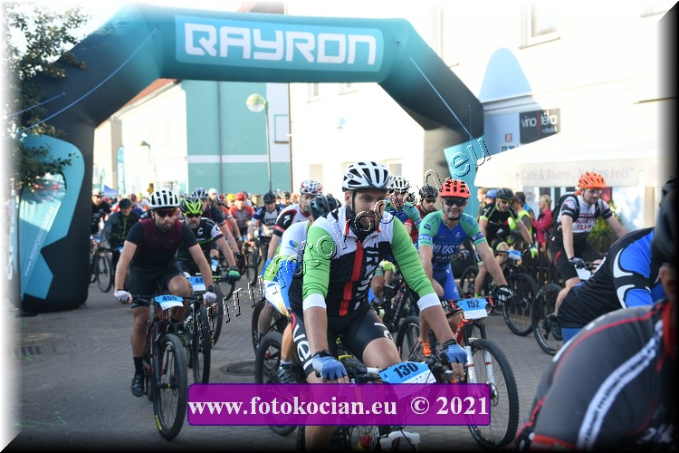 Náhled obrázku: 2021-1113-Sudety-130,152,459.JPG