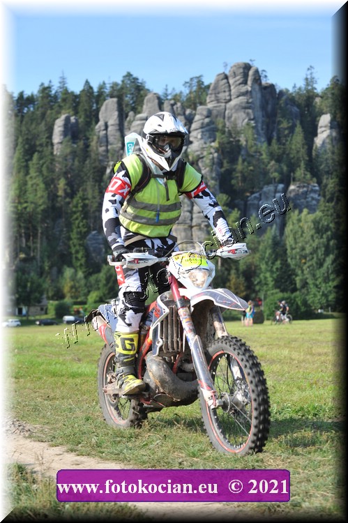 Náhled obrázku: 2021-3403-Sudety-0.JPG