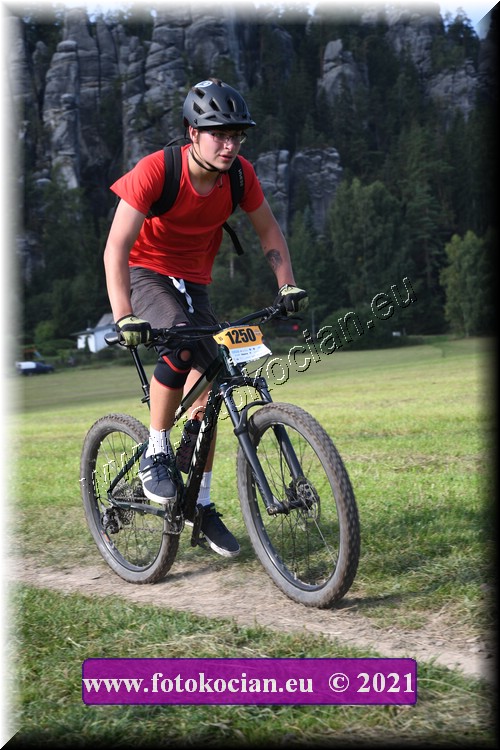 Náhled obrázku: 2021-4736-Sudety-1250.JPG