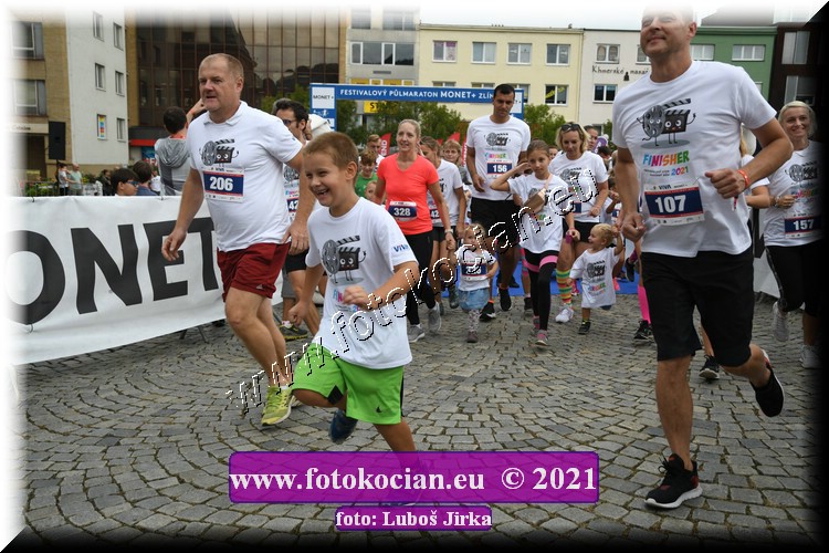 Náhled obrázku: 2021-1041-Zlin-206,107,328,156,157.JPG