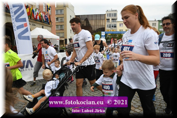 Náhled obrázku: 2021-1056-Zlin-78,400,401.JPG