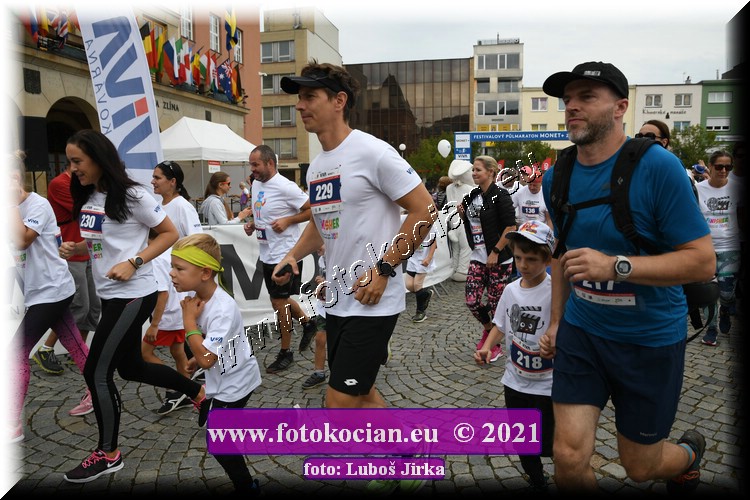 Náhled obrázku: 2021-1060-Zlin-229,218,217.JPG