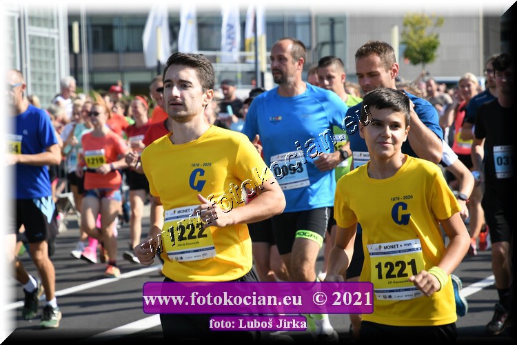 Náhled obrázku: 2021-1310-Zlin-1222,1221.JPG