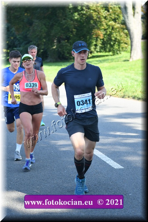 Náhled obrázku: 2021-2319-Zlin-341,339.JPG