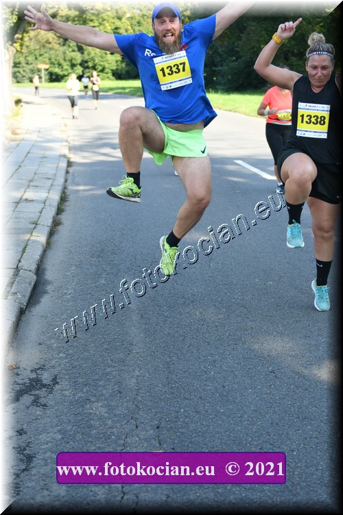 Náhled obrázku: 2021-2839-Zlin-1337,1338.JPG