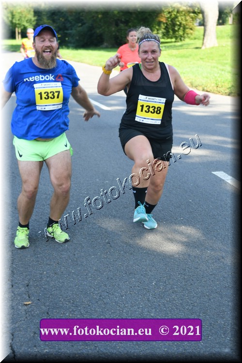 Náhled obrázku: 2021-2840-Zlin-1337,1338.JPG