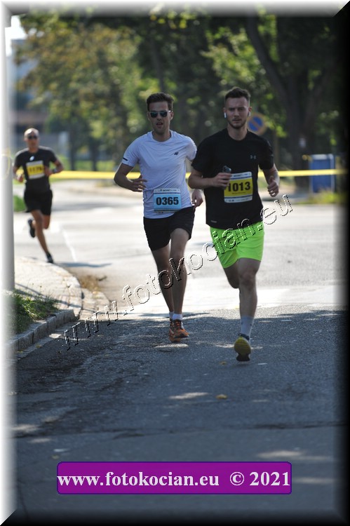 Náhled obrázku: 2021-2893-Zlin-365,1013.JPG