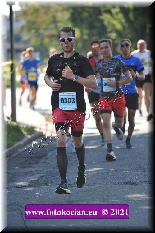 Náhled obrázku: 2021-2899-Zlin-303.JPG