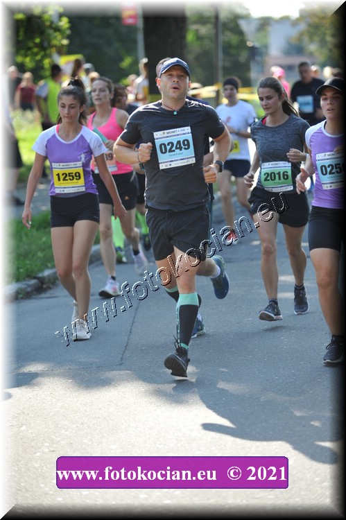 Náhled obrázku: 2021-3166-Zlin-1259,249,2016,250.JPG