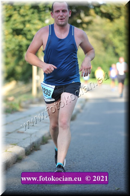 Náhled obrázku: 2021-3490-Zlin-235.JPG