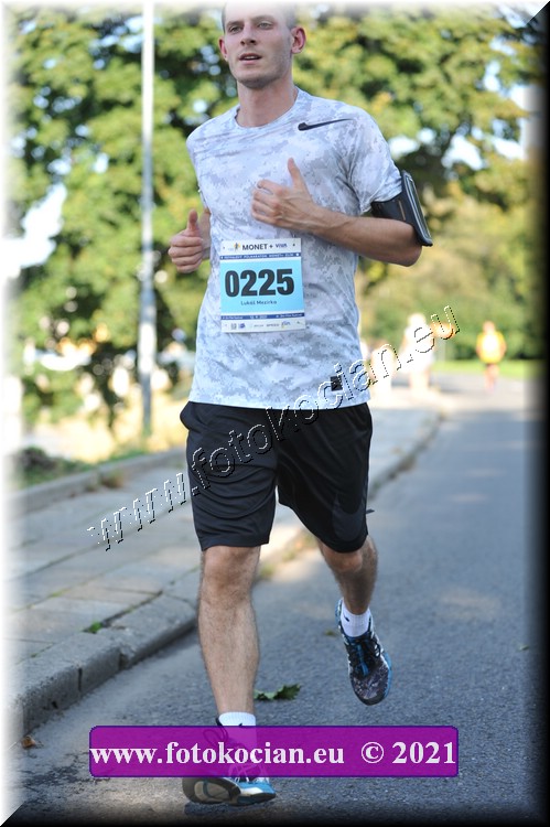 Náhled obrázku: 2021-3539-Zlin-225.JPG