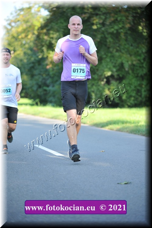 Náhled obrázku: 2021-3692-Zlin-175.JPG