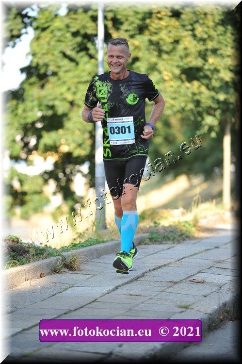 Náhled obrázku: 2021-3771-Zlin-301.JPG