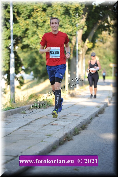 Náhled obrázku: 2021-3779-Zlin-285.JPG