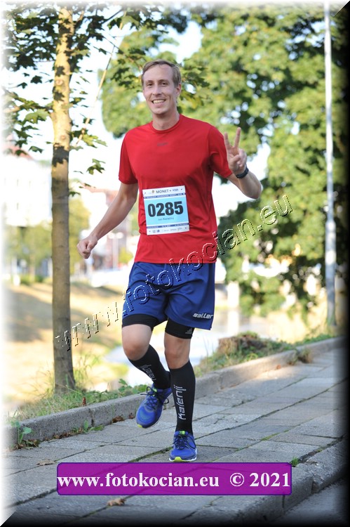 Náhled obrázku: 2021-3780-Zlin-285.JPG