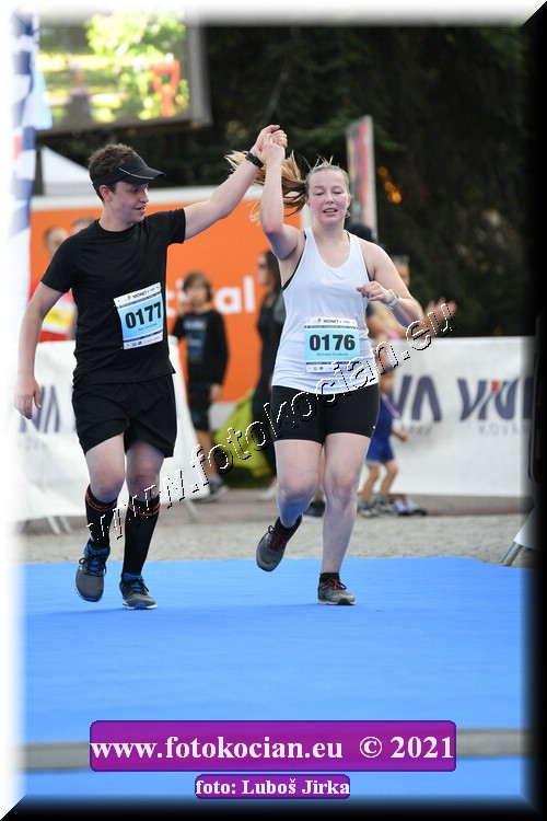 Náhled obrázku: 2021-2236-Zlin-177,176.JPG