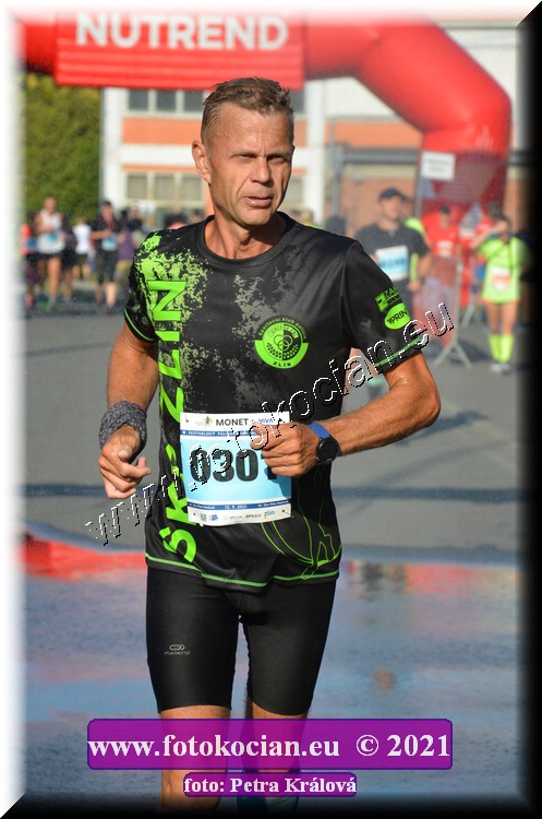 Náhled obrázku: 2021-5143-Zlin-301.JPG