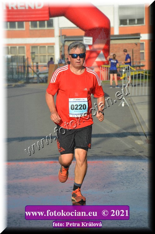 Náhled obrázku: 2021-5221-Zlin-220.JPG