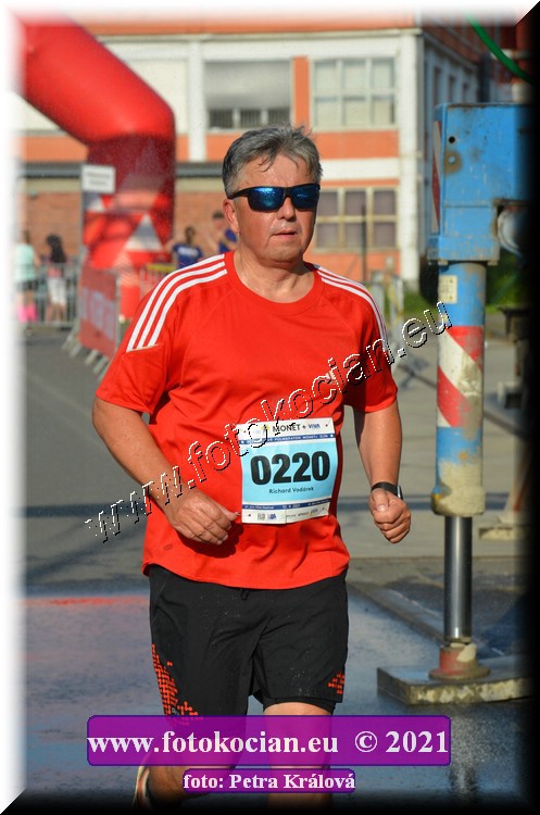 Náhled obrázku: 2021-5222-Zlin-220.JPG