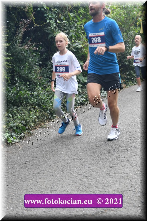 Náhled obrázku: 2021-3944-Zlin-299,298.JPG