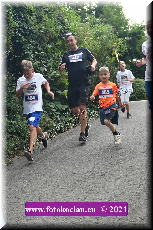 Náhled obrázku: 2021-3985-Zlin-424,487,485.JPG