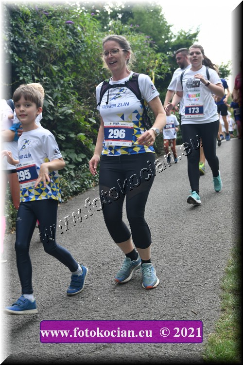 Náhled obrázku: 2021-4094-Zlin-295,296.JPG