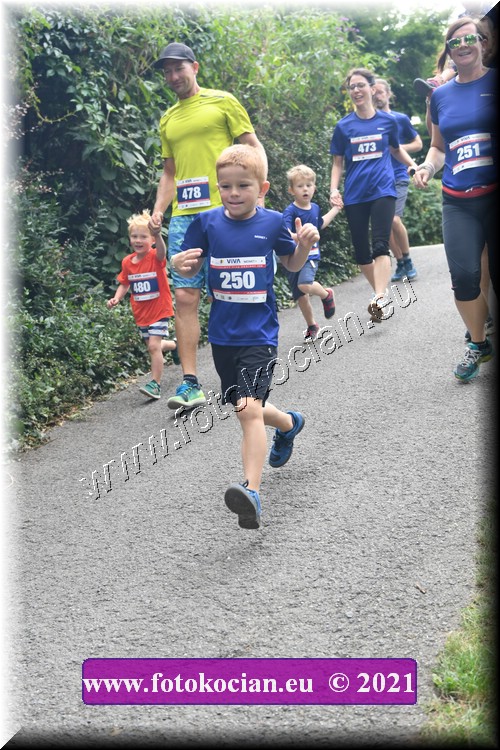 Náhled obrázku: 2021-4136-Zlin-250,480,478,251,473.JPG