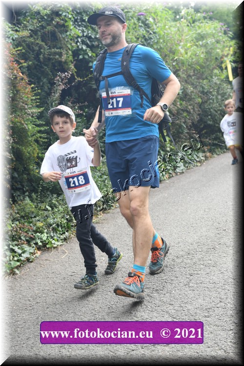 Náhled obrázku: 2021-4162-Zlin-218,217.JPG