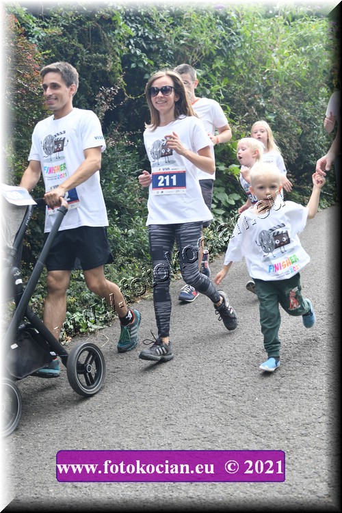 Náhled obrázku: 2021-4175-Zlin-212,211.JPG