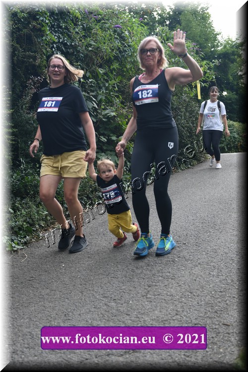 Náhled obrázku: 2021-4194-Zlin-181,182,175.JPG