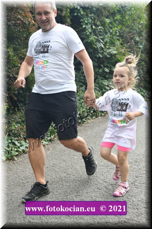 Náhled obrázku: 2021-4205-Zlin-335,338.JPG