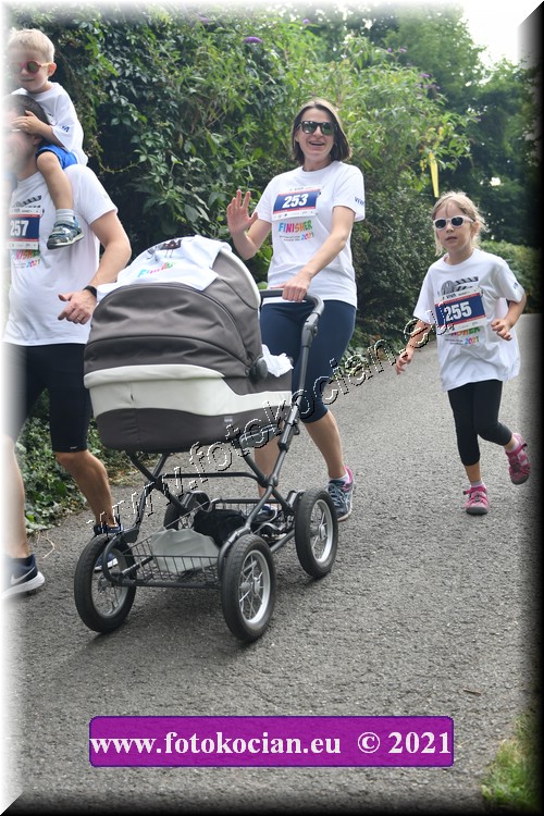 Náhled obrázku: 2021-4211-Zlin-257,253,255.JPG