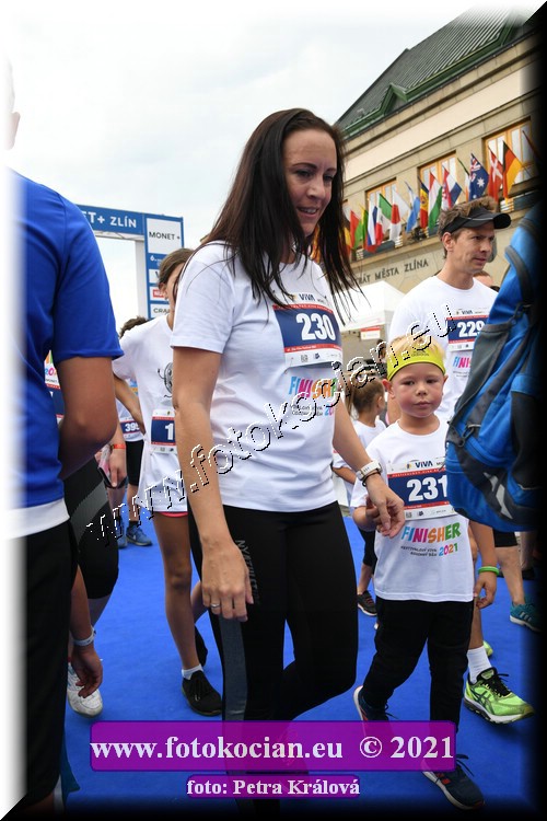 Náhled obrázku: 2021-1203-Zlin-230,231.JPG