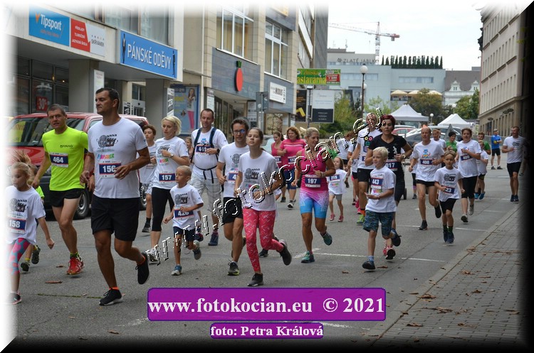 Náhled obrázku: 2021-5275-Zlin-158,156,157,197,443,464.JPG