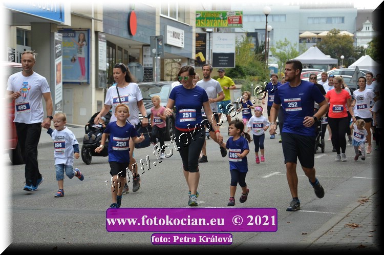 Náhled obrázku: 2021-5290-Zlin-495,494,250,251,249,252.JPG