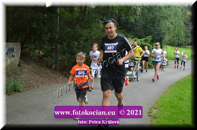 Náhled obrázku: 2021-5338-Zlin-485,487.JPG