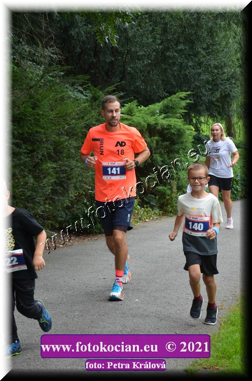 Náhled obrázku: 2021-5450-Zlin-141,140.JPG