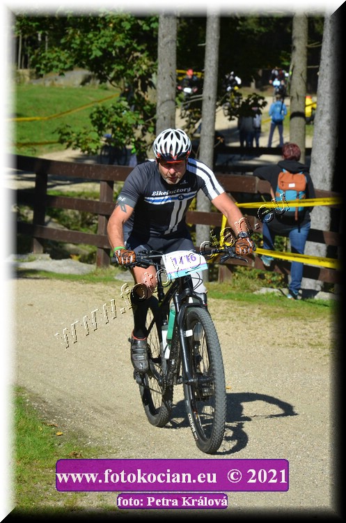 Náhled obrázku: 2021-10588-CTAuthor-1116.JPG