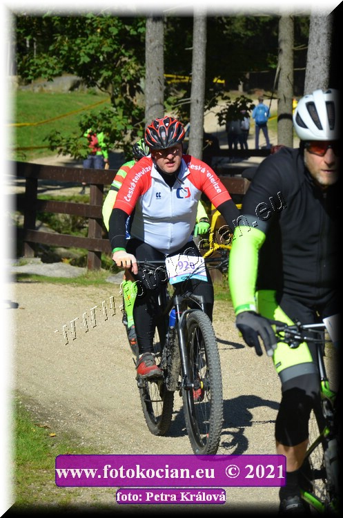 Náhled obrázku: 2021-10595-CTAuthor-920.JPG