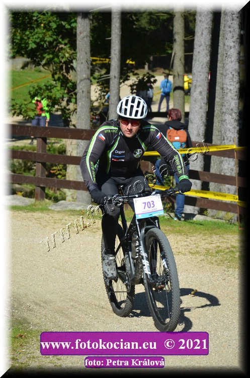 Náhled obrázku: 2021-10596-CTAuthor-703.JPG