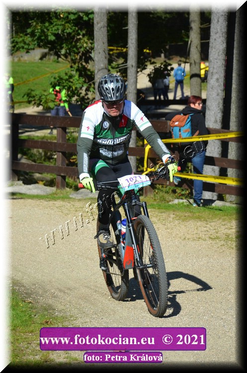 Náhled obrázku: 2021-10601-CTAuthor-1071.JPG