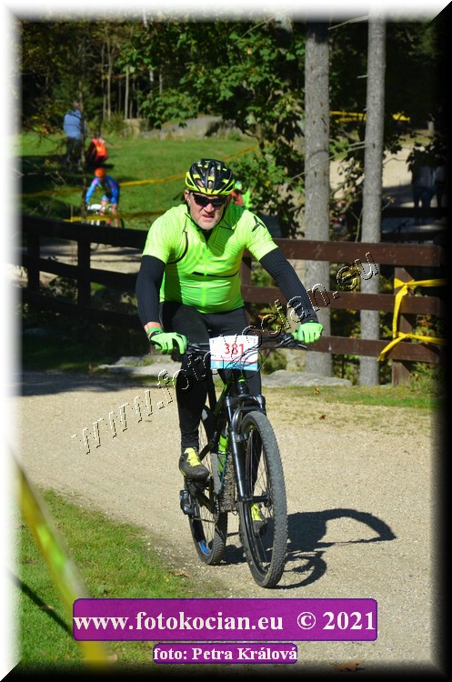 Náhled obrázku: 2021-10606-CTAuthor-381.JPG