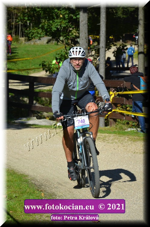 Náhled obrázku: 2021-10629-CTAuthor-740.JPG