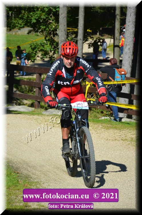 Náhled obrázku: 2021-10657-CTAuthor-765.JPG