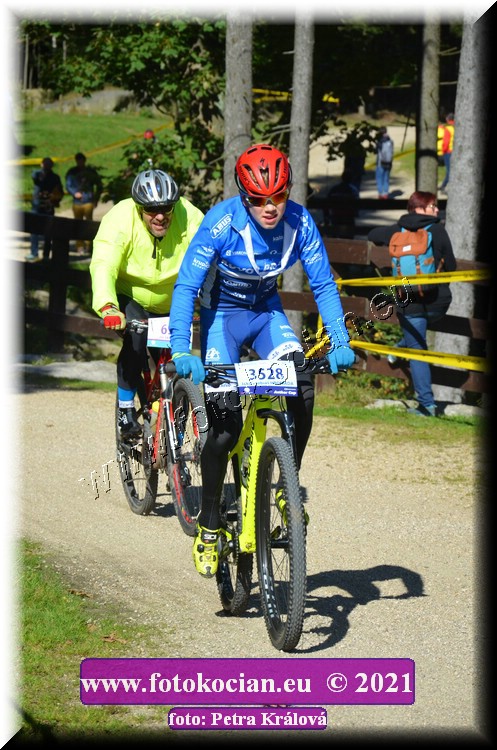 Náhled obrázku: 2021-10658-CTAuthor-3528.JPG