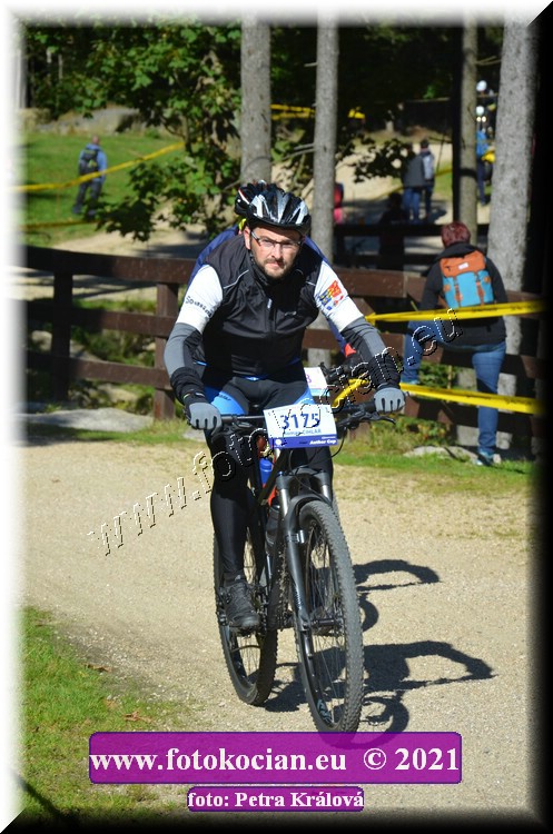 Náhled obrázku: 2021-10689-CTAuthor-3175.JPG